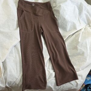 Brown Cropped Yoga Pants